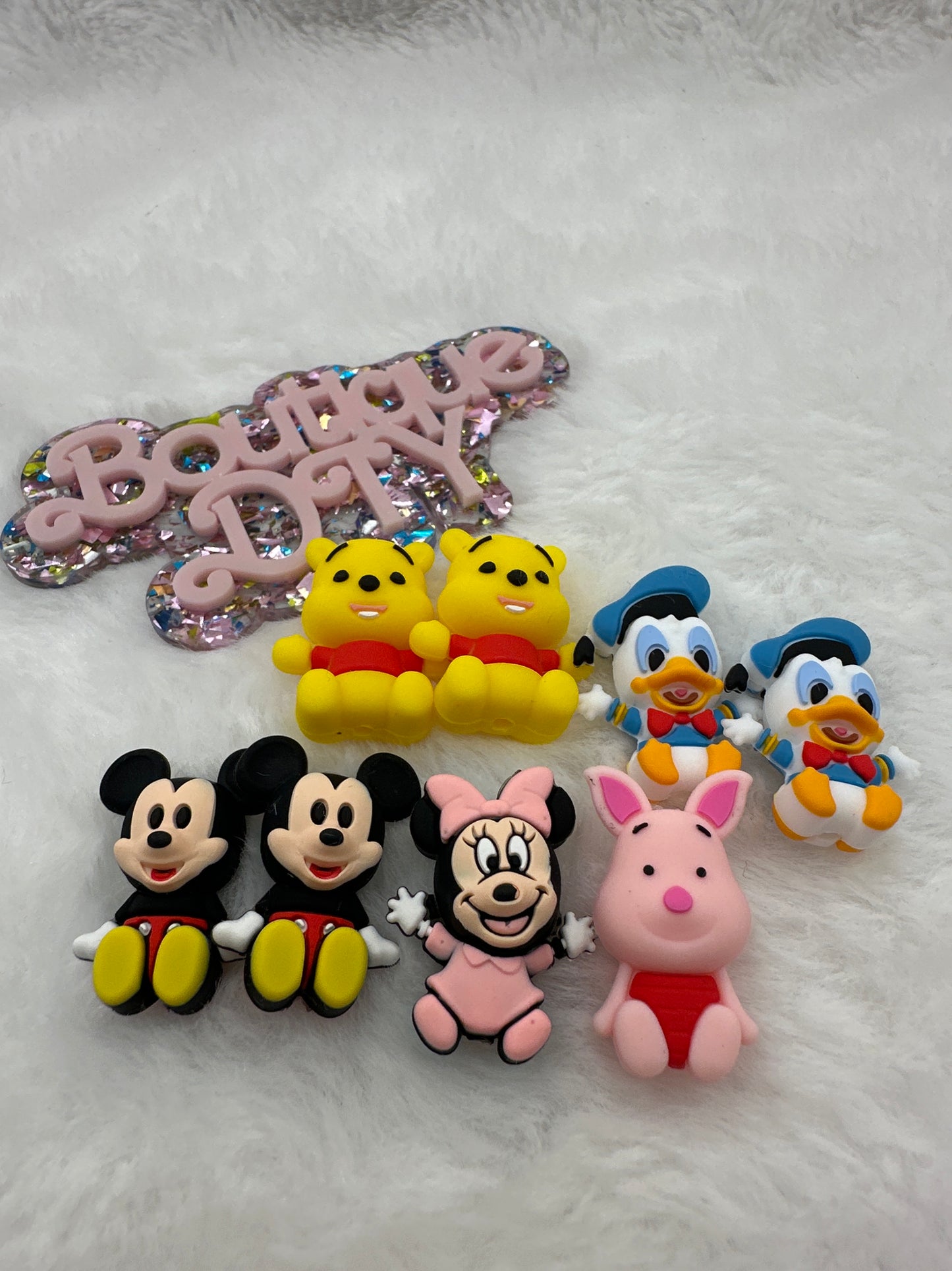 F137 $5/8pcs