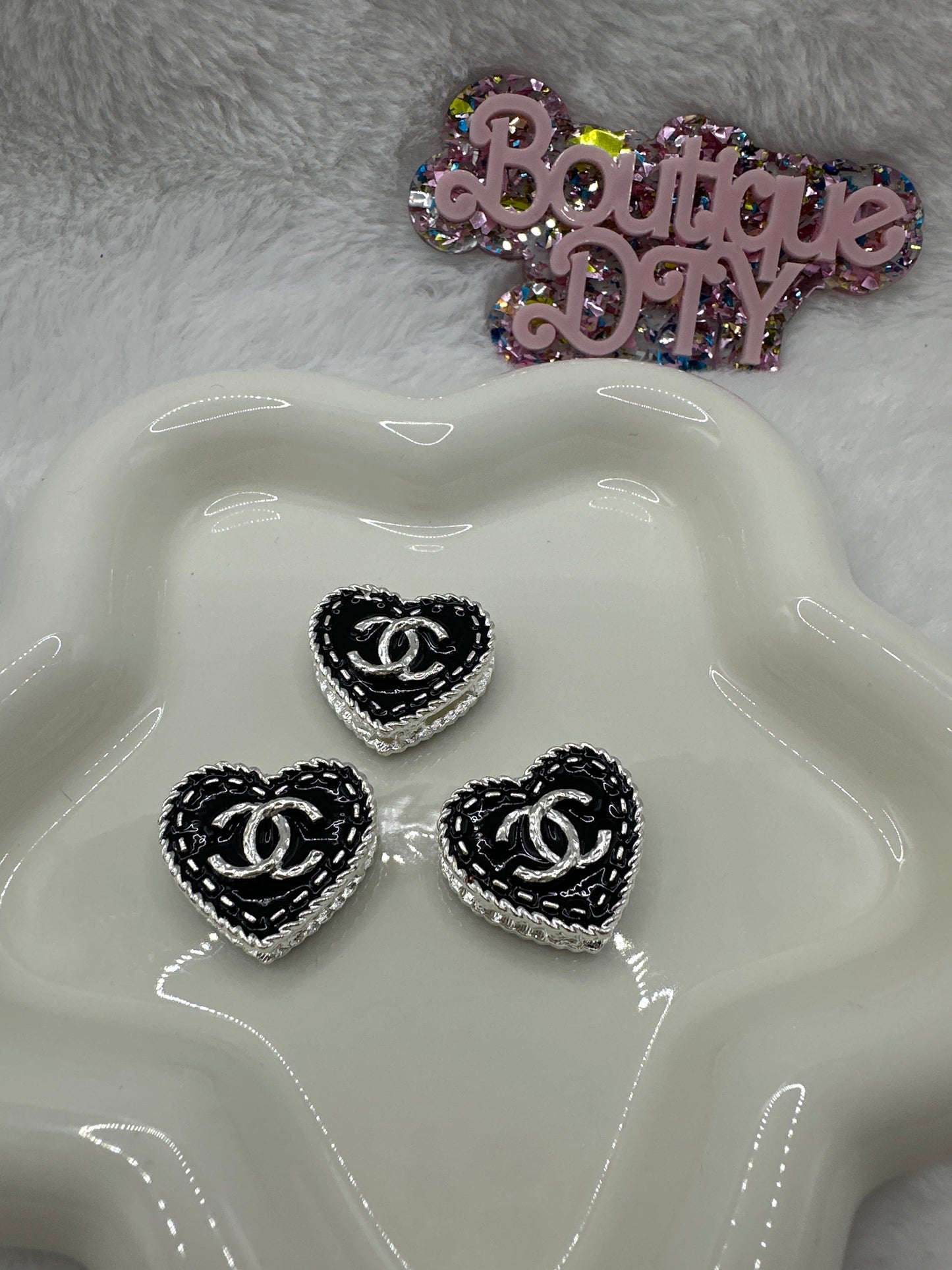 R53 $3/3pcs