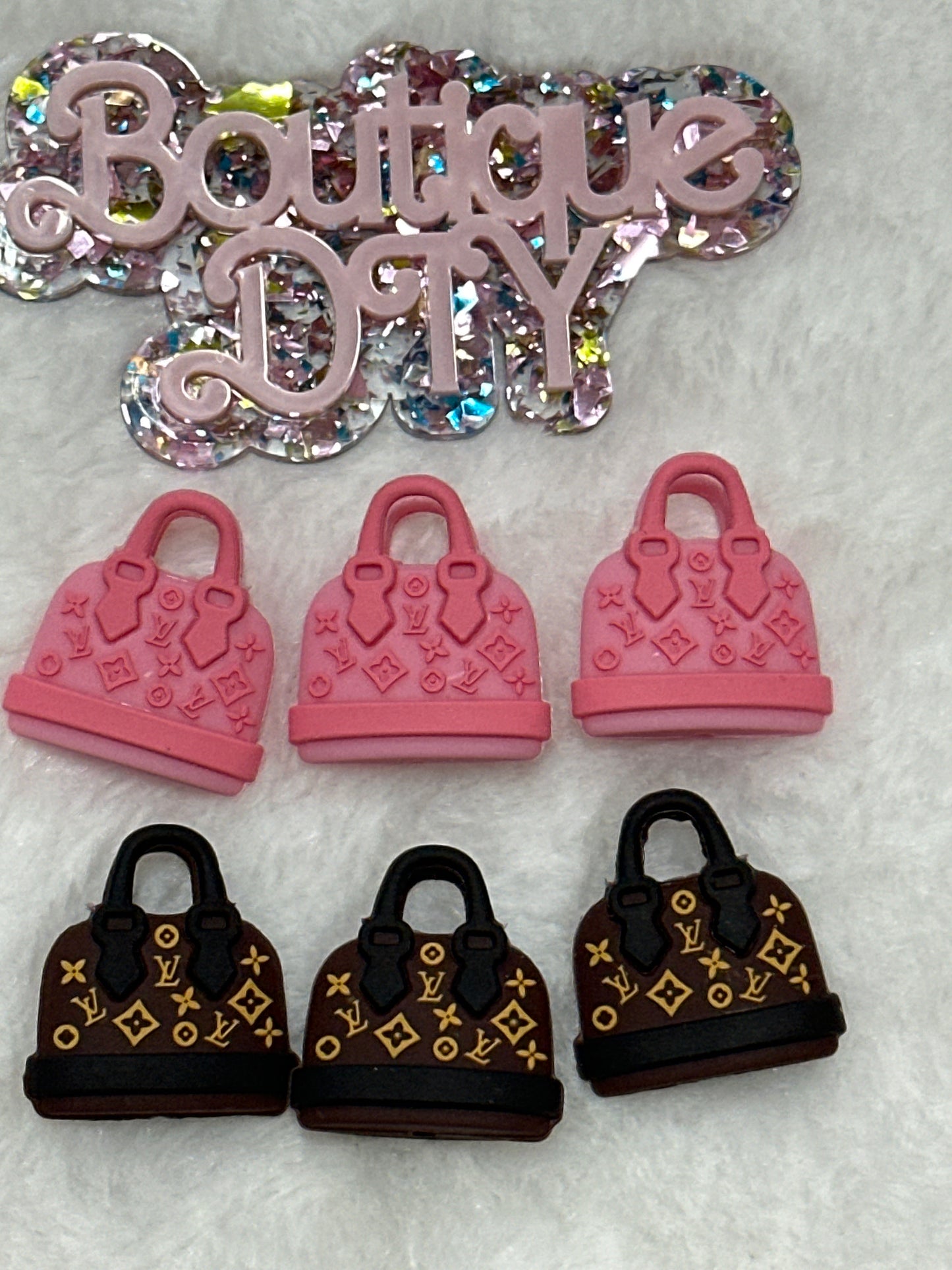 F905 $4/8pcs