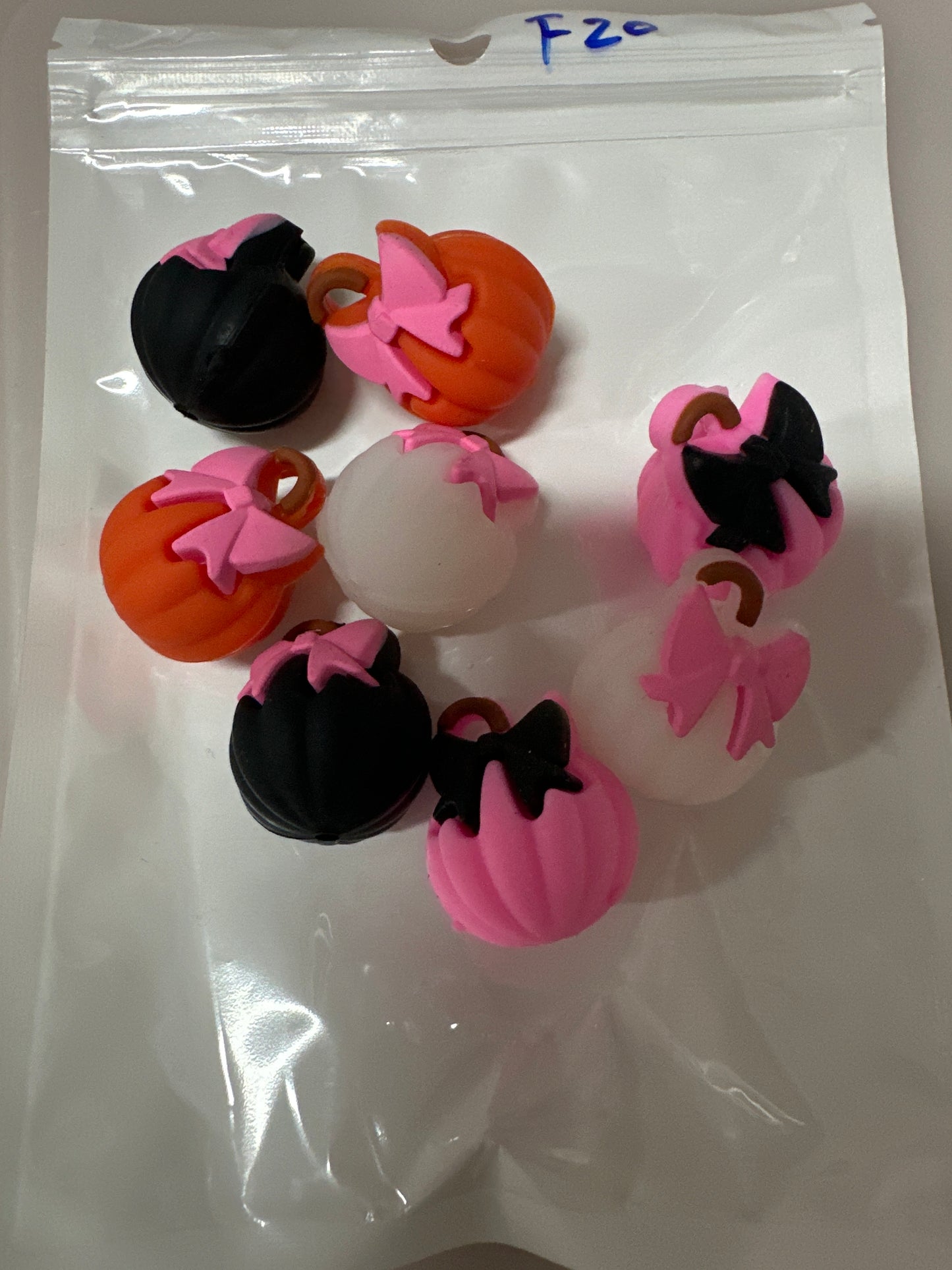 F20 3D Bow and Halloween Pumpkin $5/8pcs