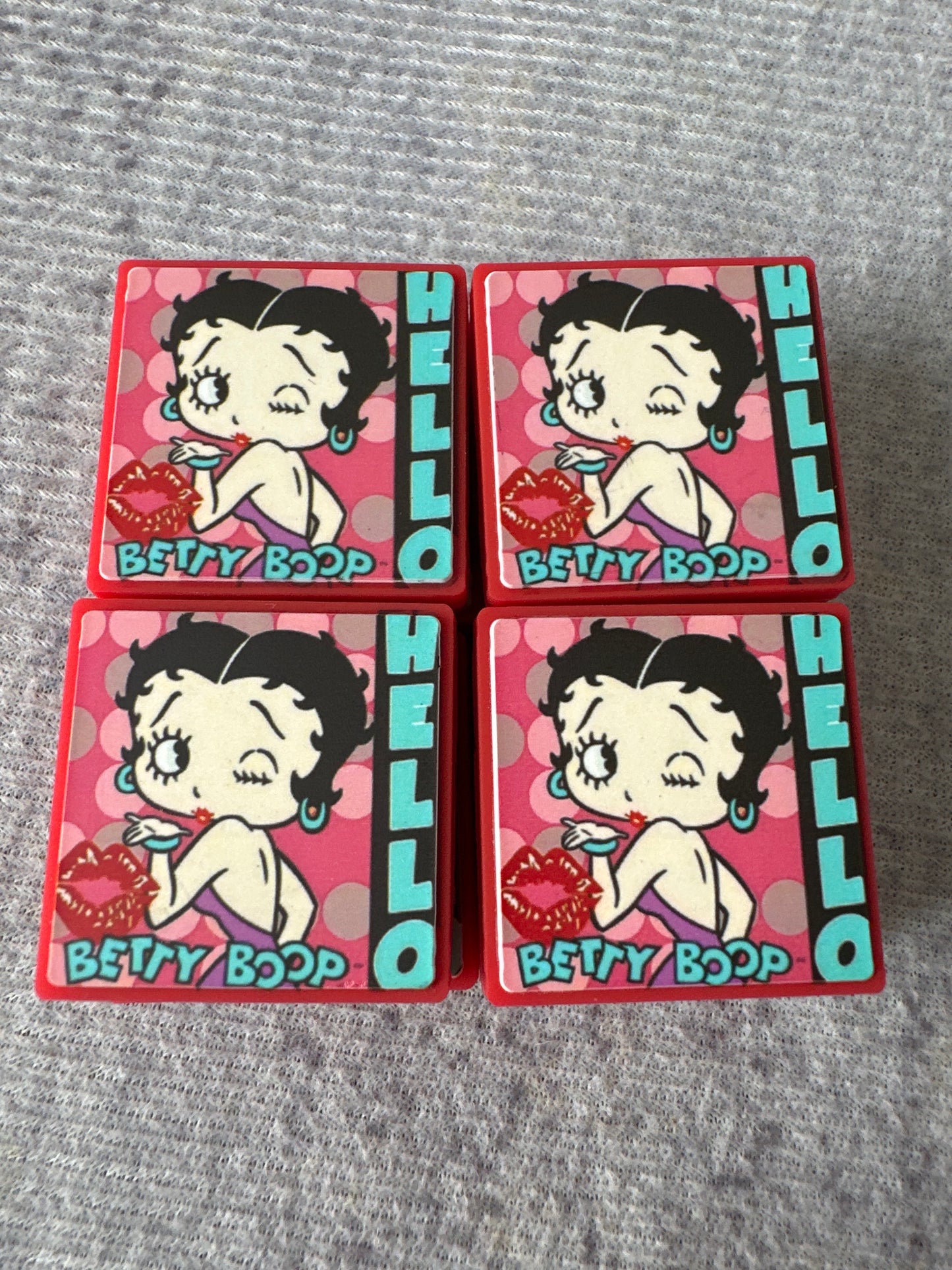 F810$4/8pcs