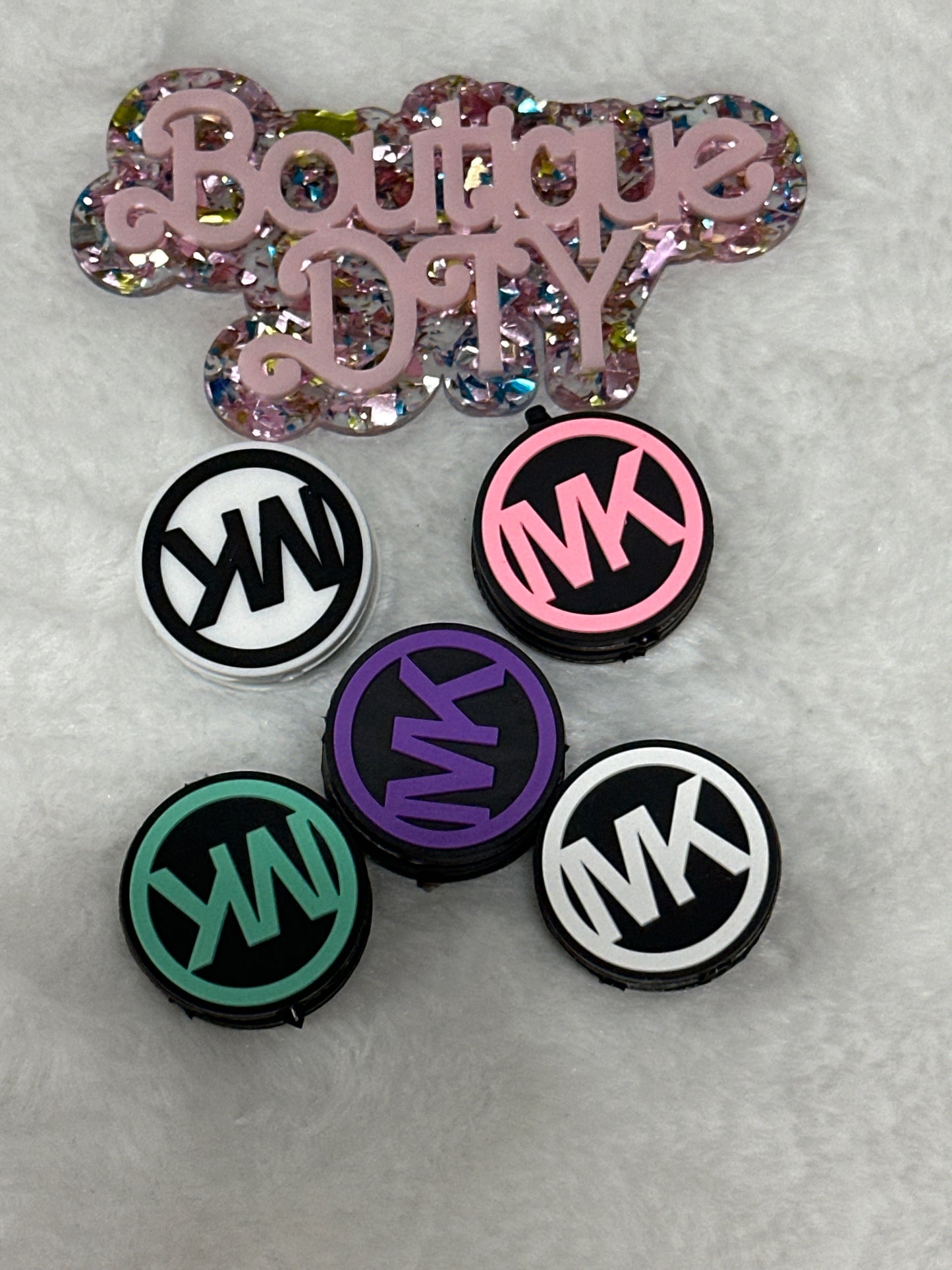 F887 $4/10pcs