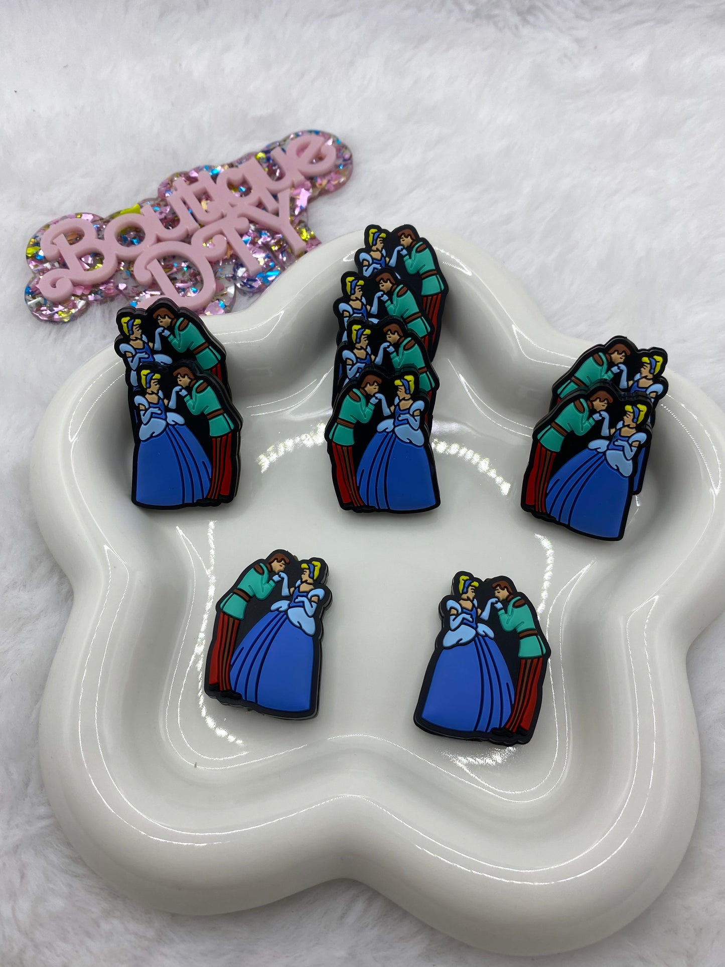 F348:$4/8pcs