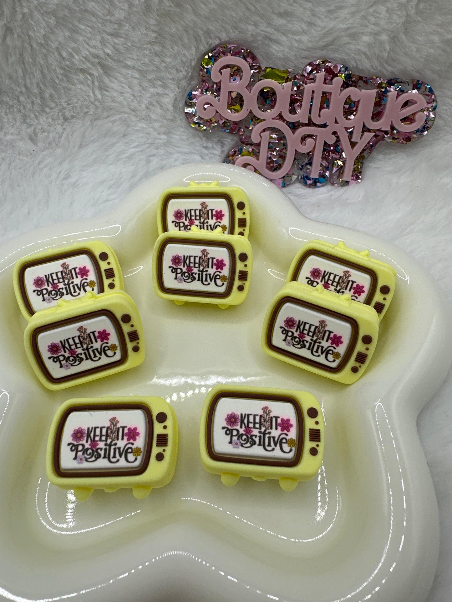 T17.  3D$4/8pcs