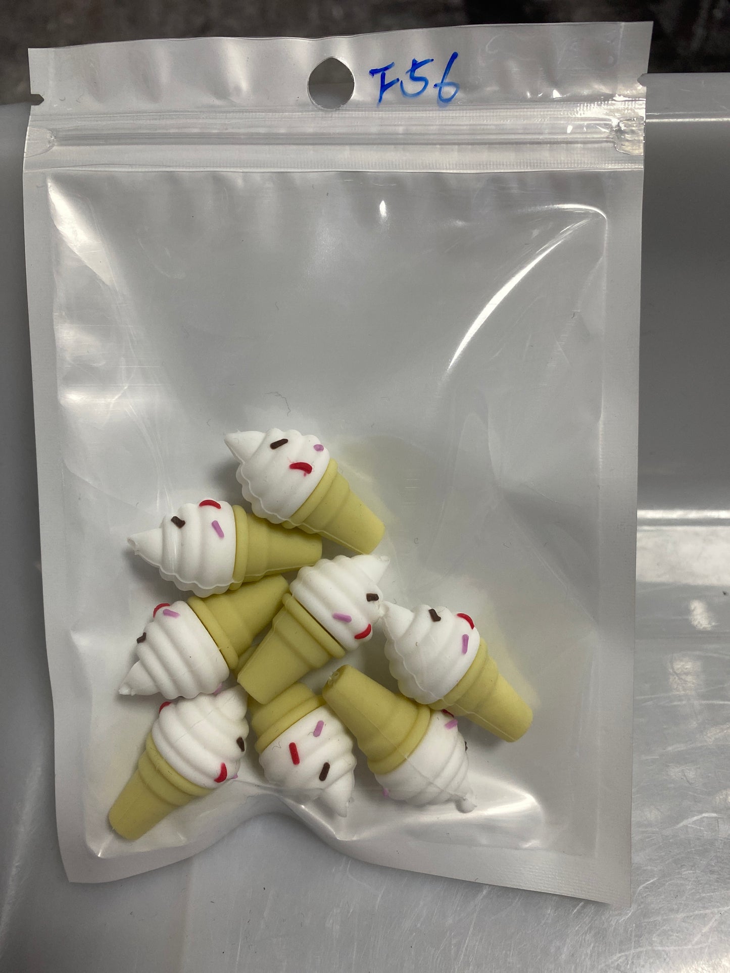 F56 Ice cream corn  $4/8pcs