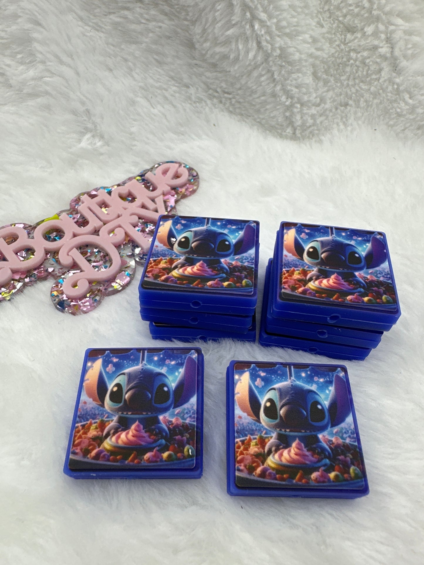 F781  $4/8pcs