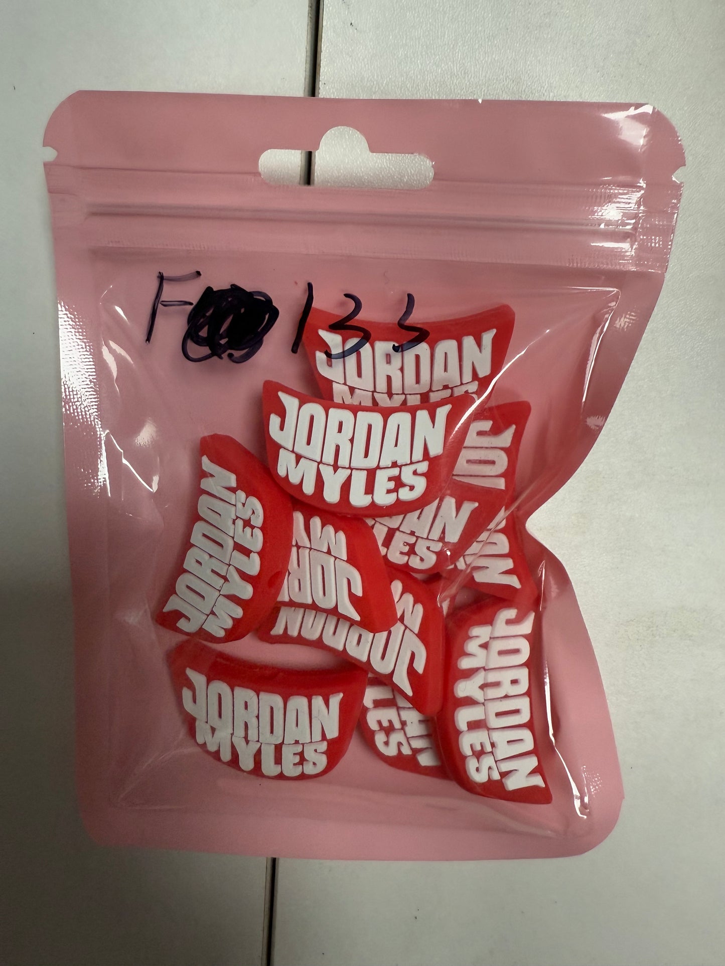F133 $4/10pcs