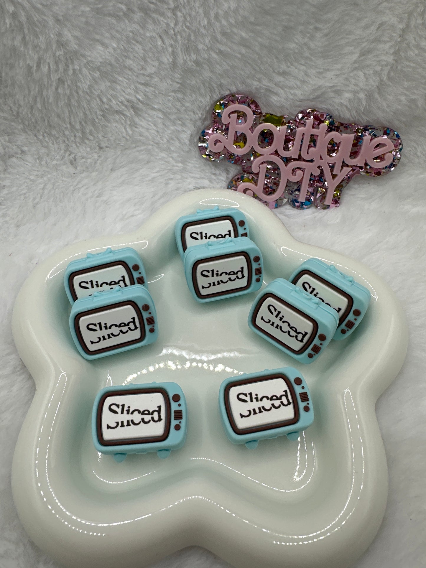 T16.  3D$4/8pcs