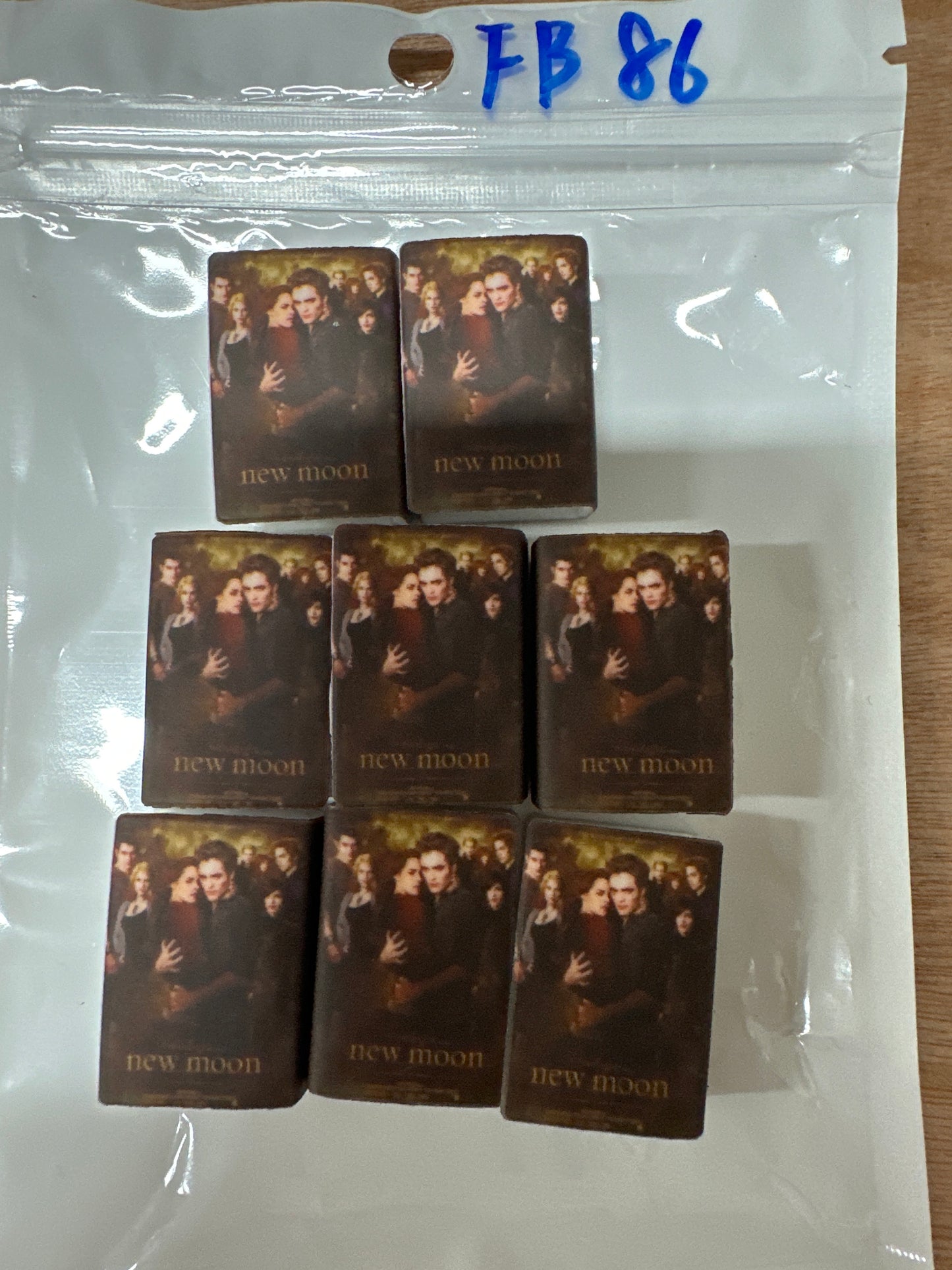 FB86 $4/8pcs