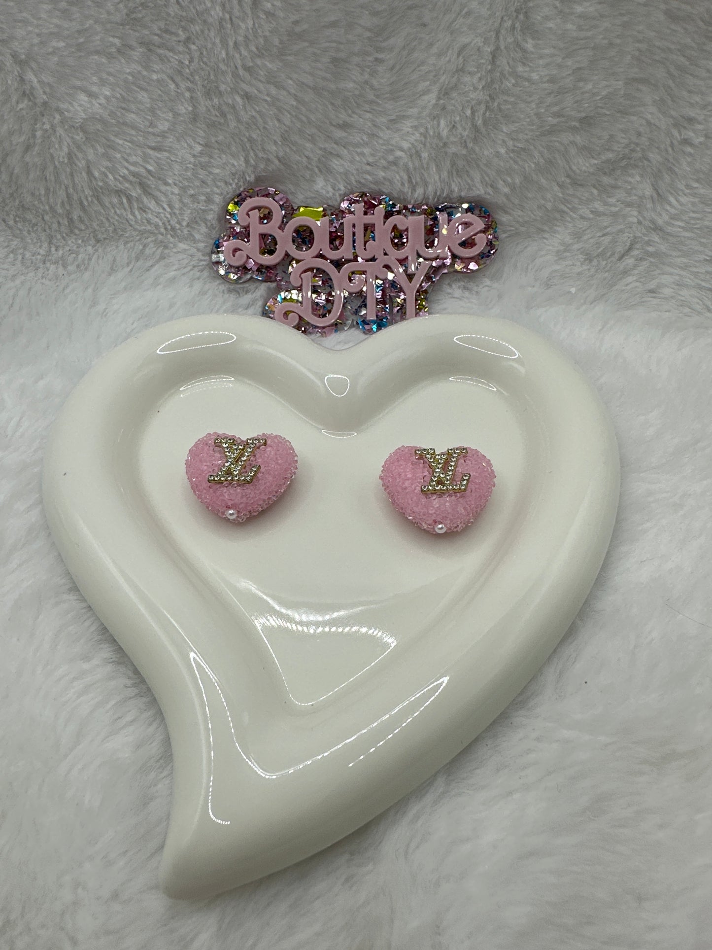 R62 $3/2pcs