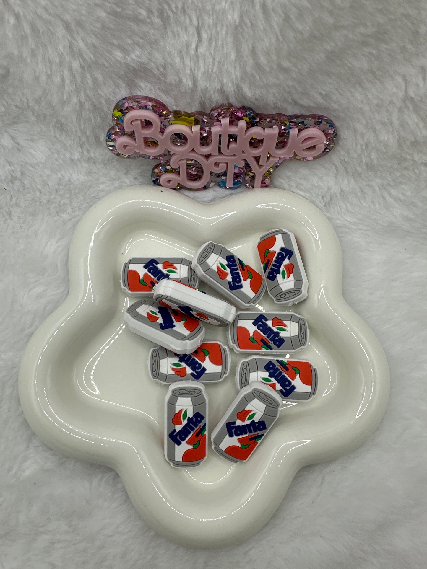 F680:$4/10pcs