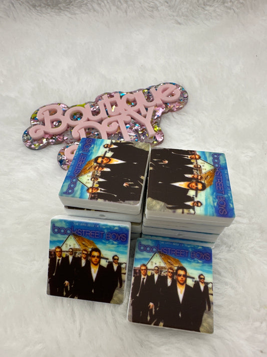 F749:  $4/10pcs