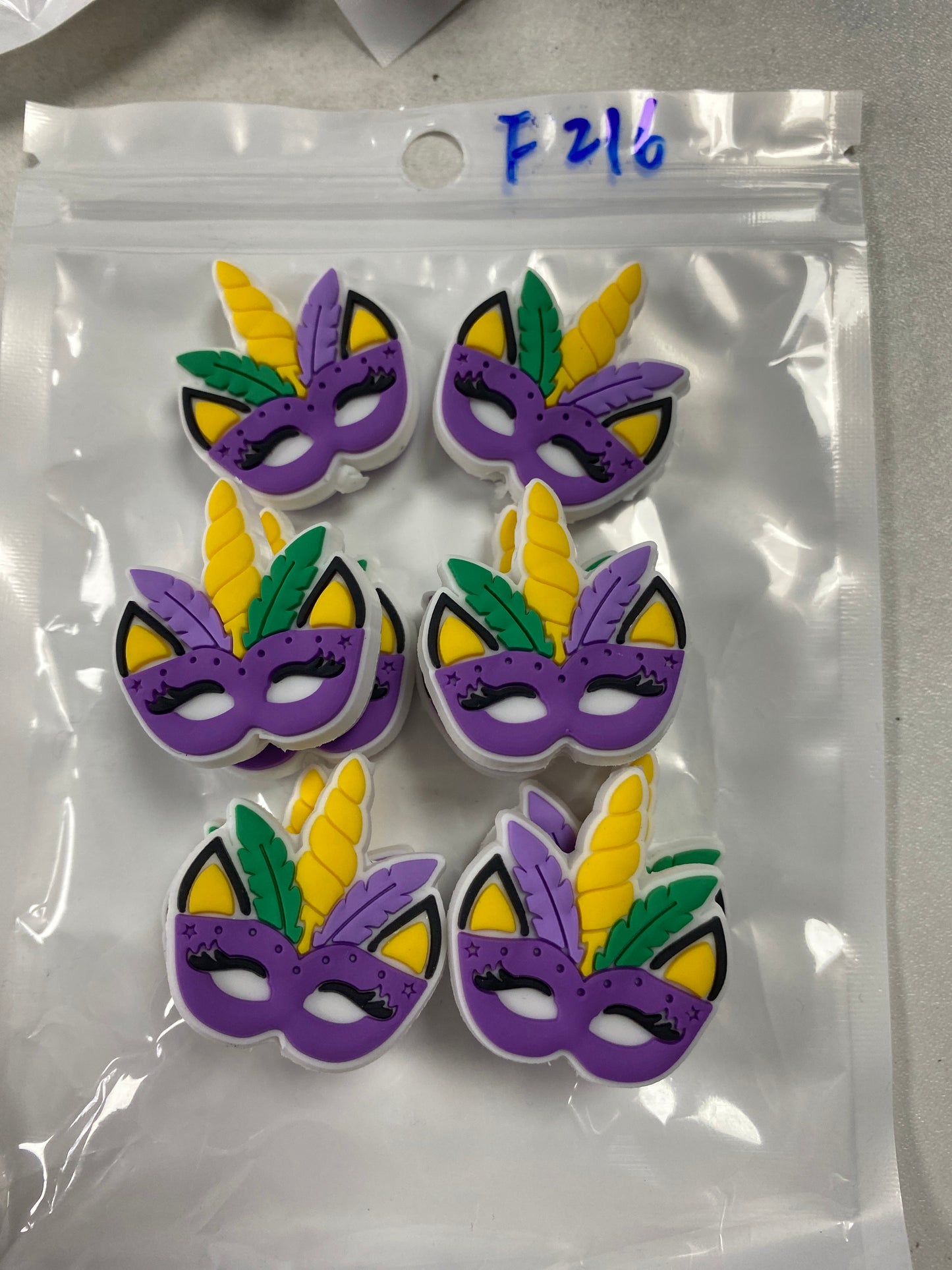 F216 $4/10 pcs
