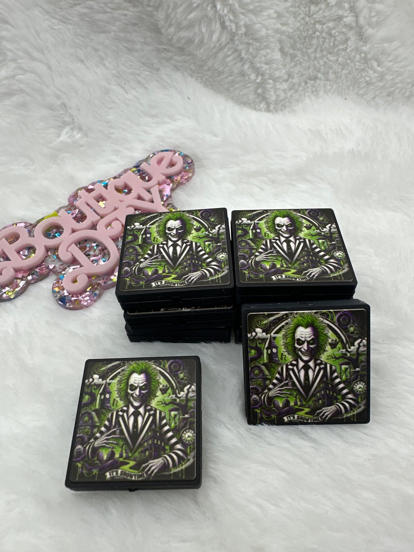 F815$4/8pcs
