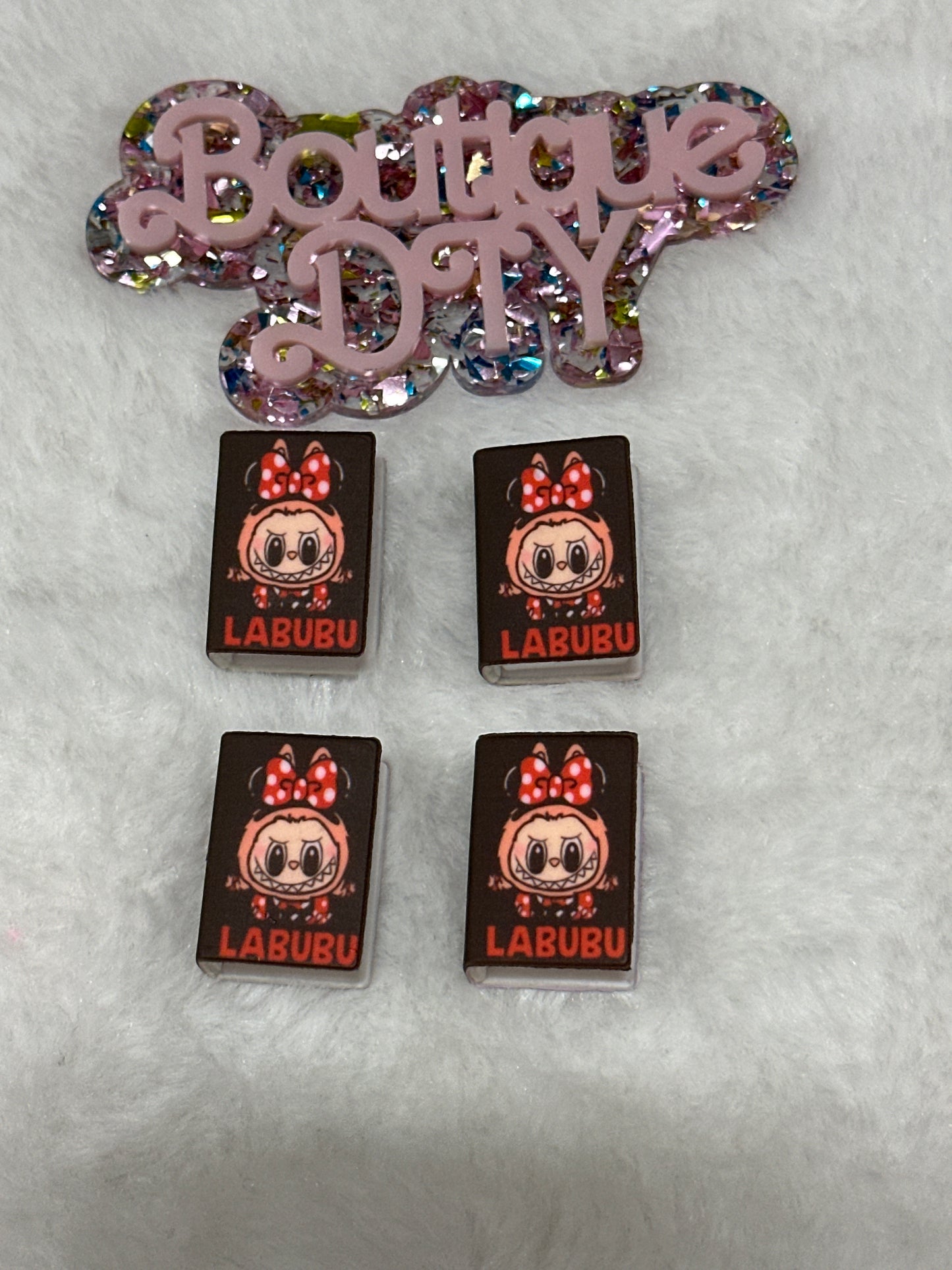 F946 $4/8pcs